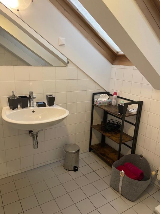 Klimatisiertes, Ruhiges Dachgeschoss Cityapartment Im Zentrum Wiens Apartamento