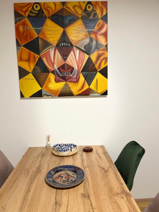 Klimatisiertes, Ruhiges Dachgeschoss Cityapartment Im Zentrum Wiens Apartamento *