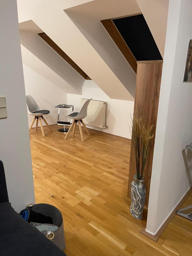 Klimatisiertes, Ruhiges Dachgeschoss Cityapartment Im Zentrum Wiens Viena