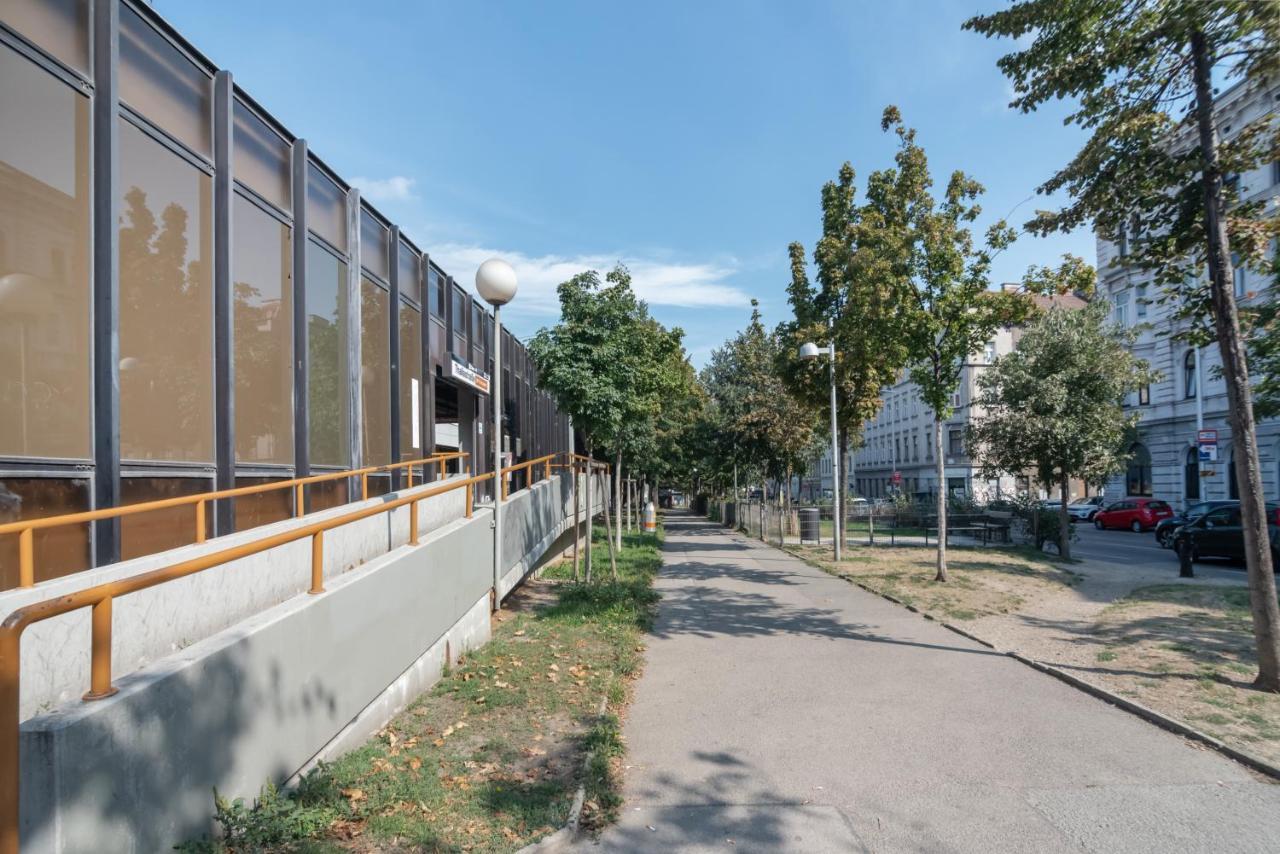 Absolute Ruhelage Im Zentrum Mit Parkplatz *