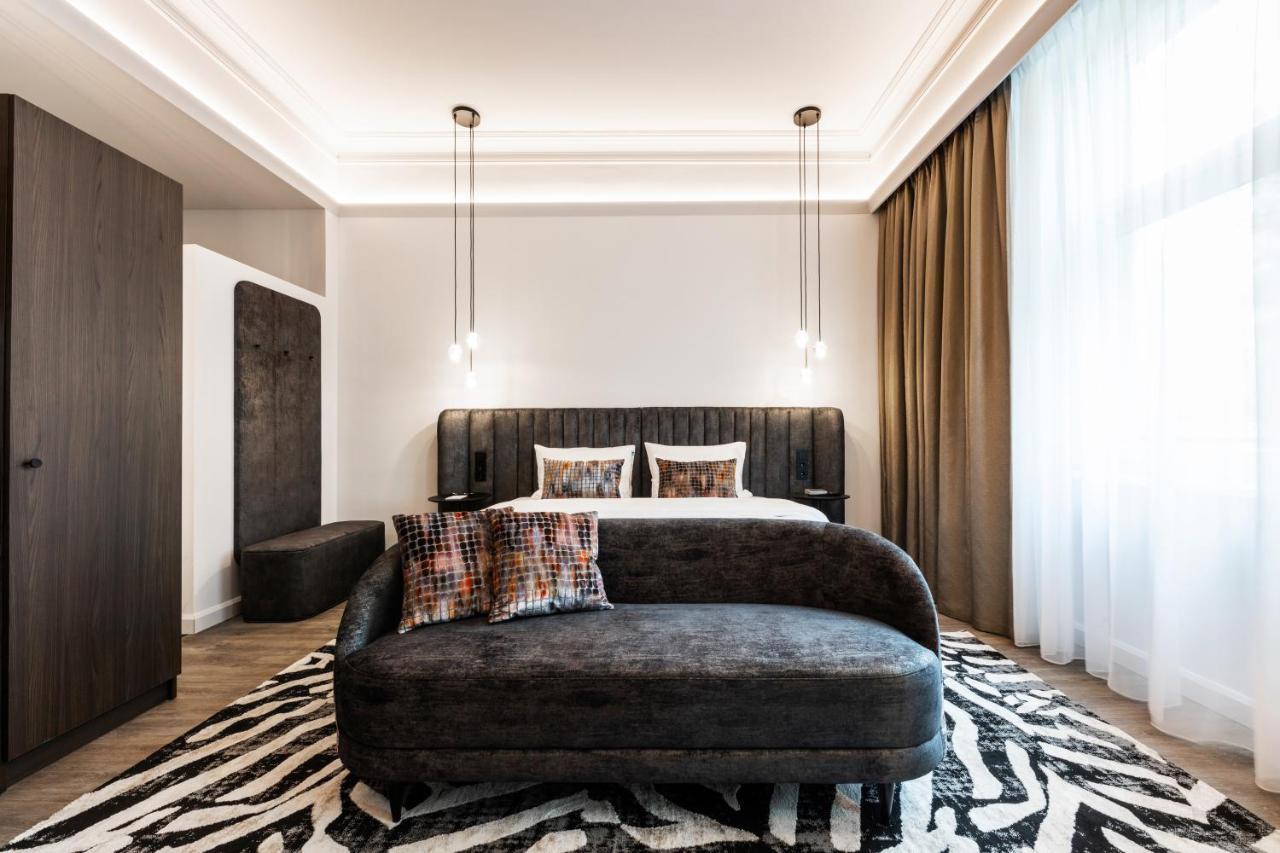 Hotel O11 Boutique 4*