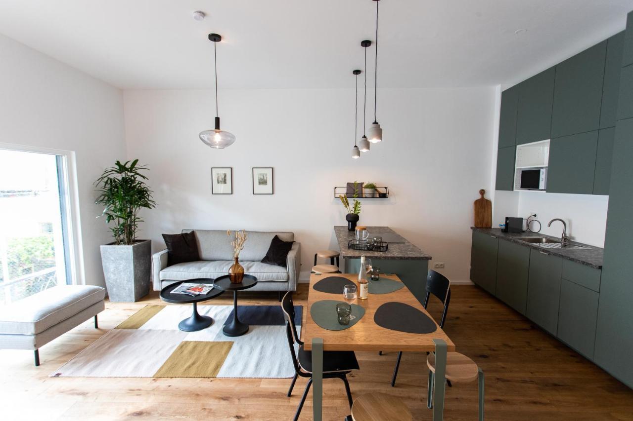 Stilvolle Mit Ruhig Gelegenem Balkon Wien