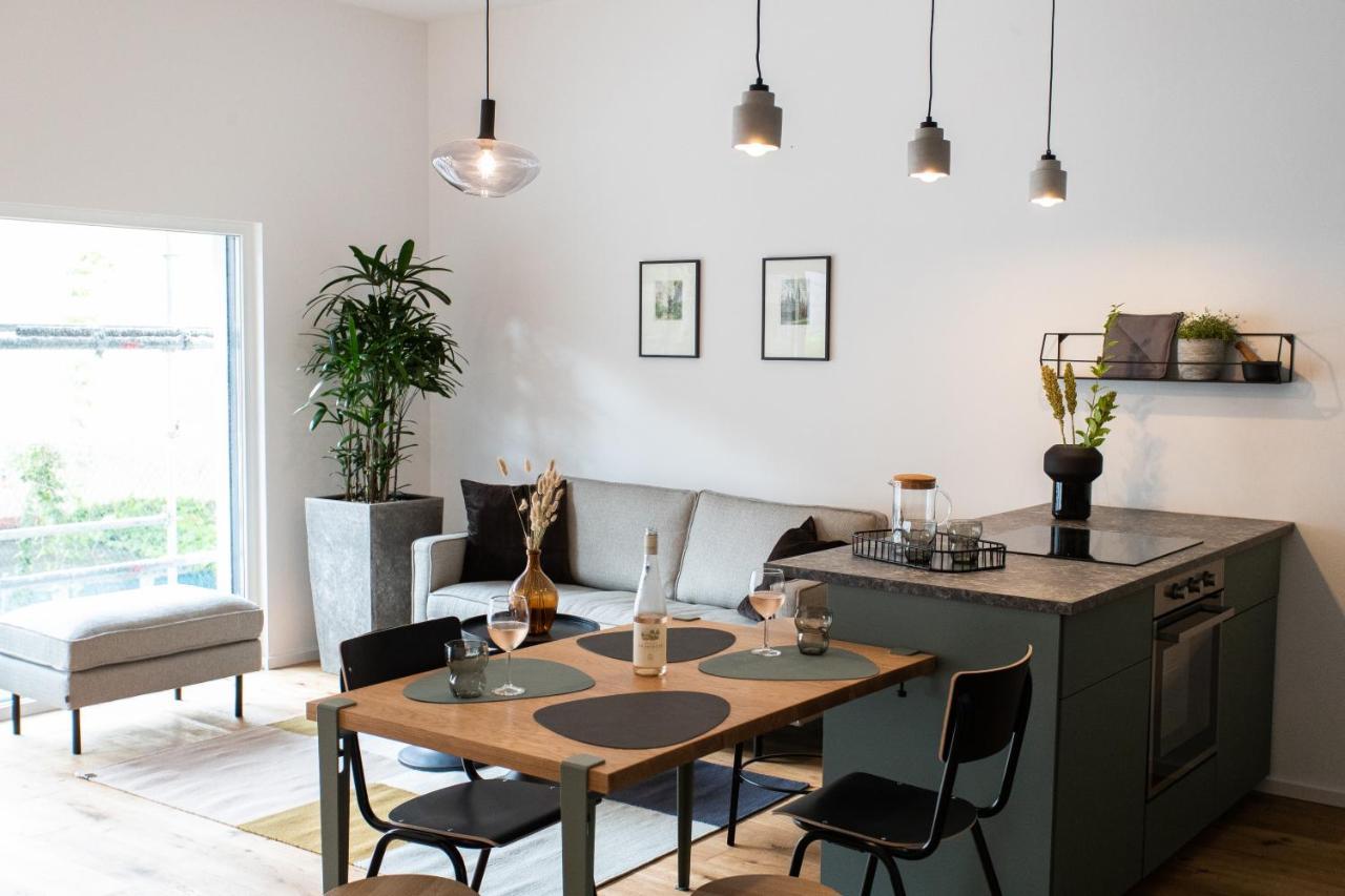 Stilvolle Mit Ruhig Gelegenem Balkon * Wien