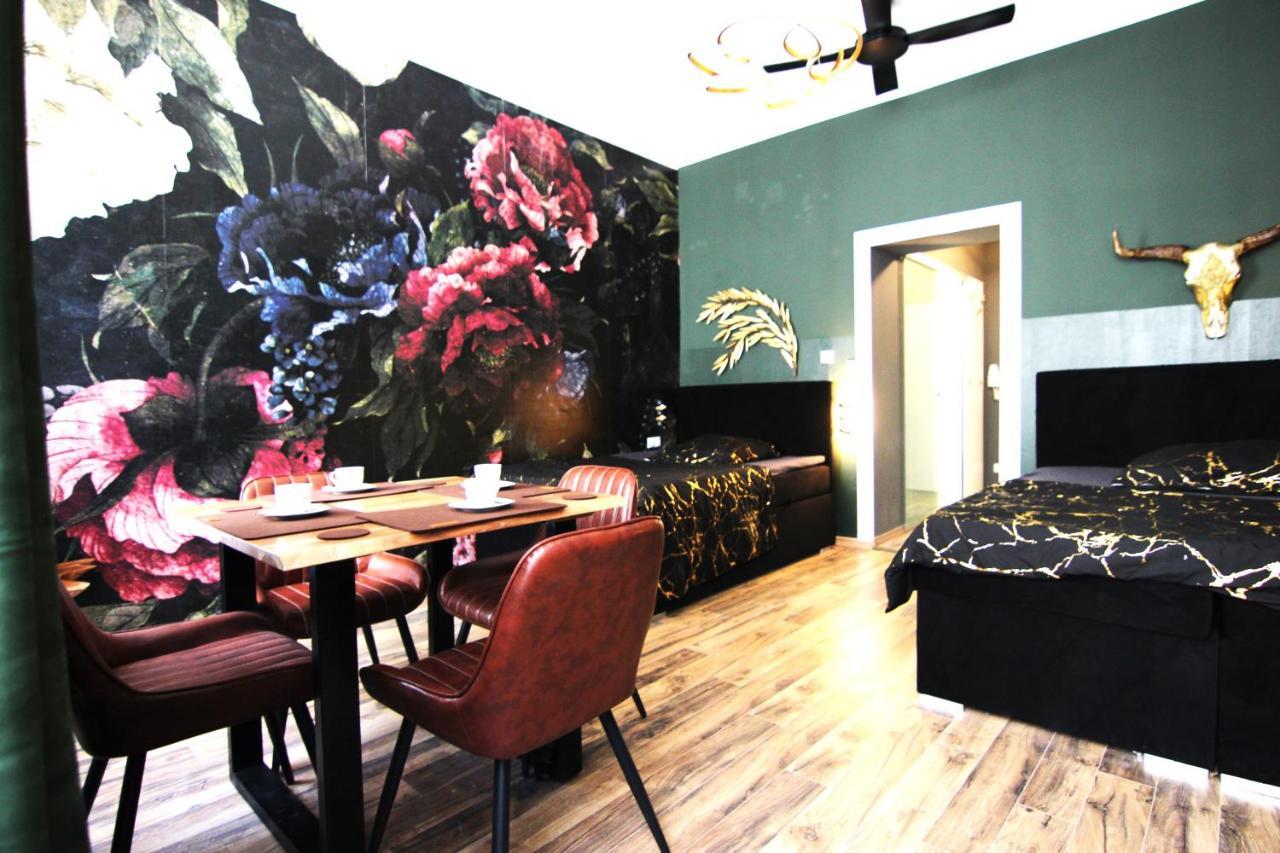 Boutique - Design 6 * Vienna