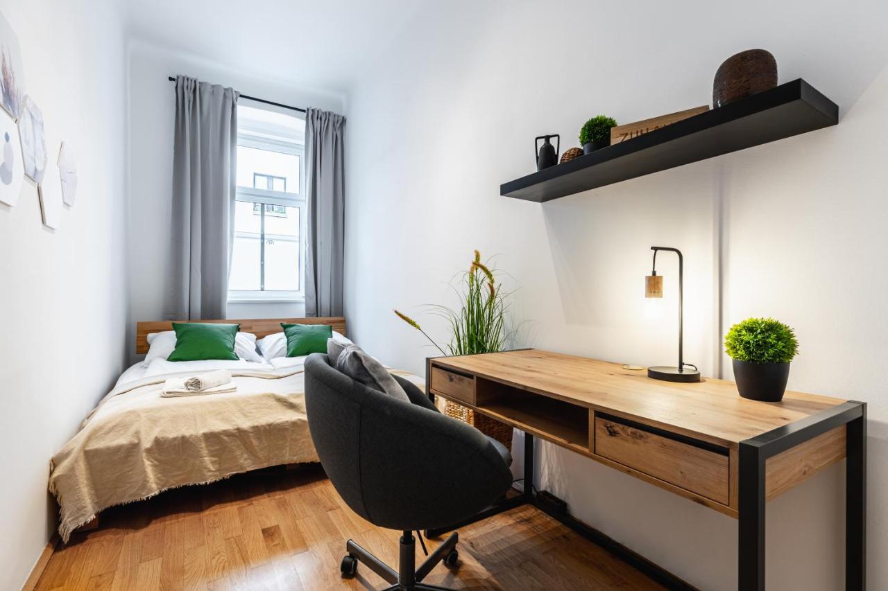 Stylish Designed In A Location Vienna