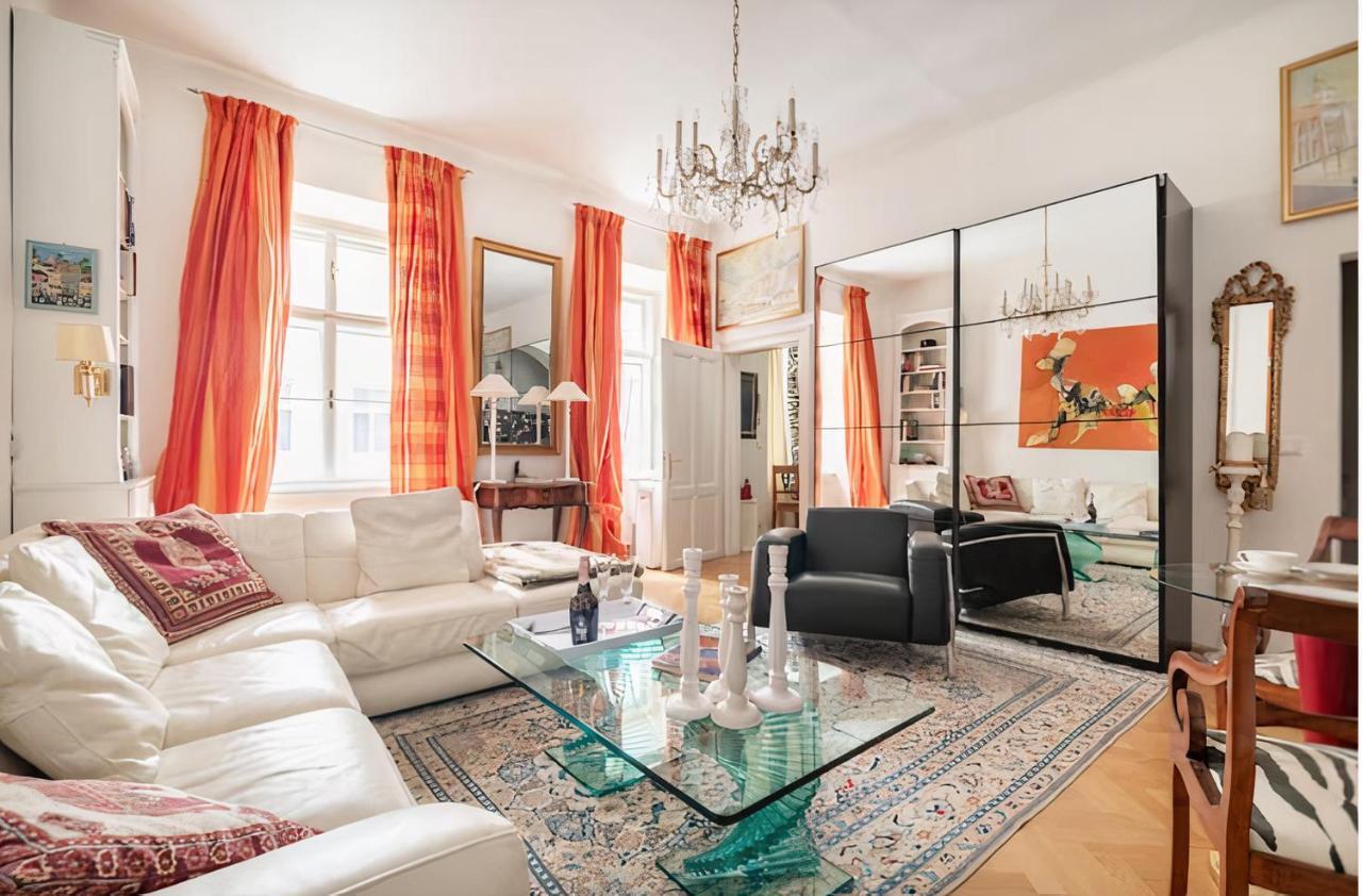 Imperial Gem . Flamboyant Studio . Heart Of Appartamento Vienna