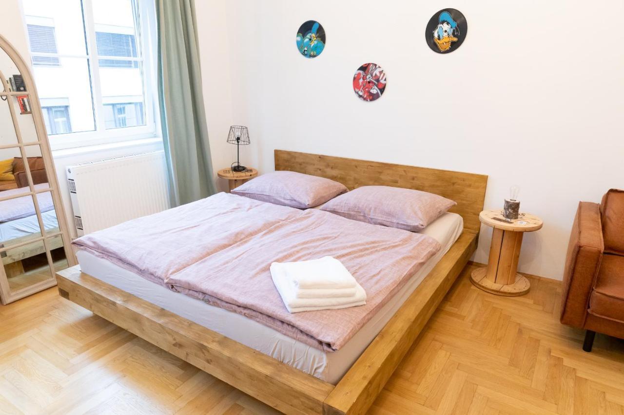 Apartment Design Near Mariahilferstrasse *