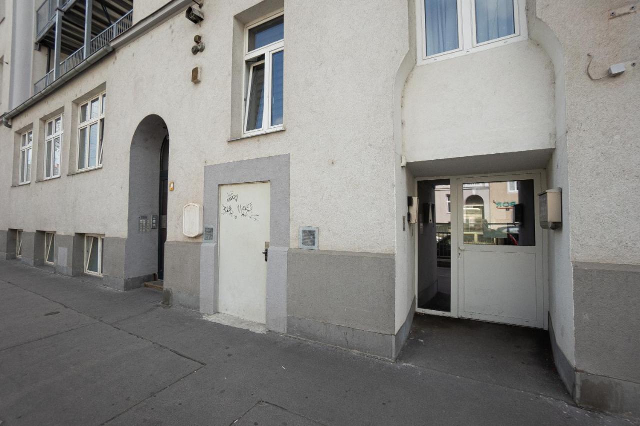 Apartamento Spacious With Huge Shared Terrace And Grill Located Between Centre And Donau River *