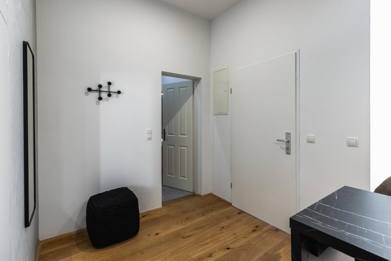 Apartment Classy And Elegant In A Calm Area Vienna