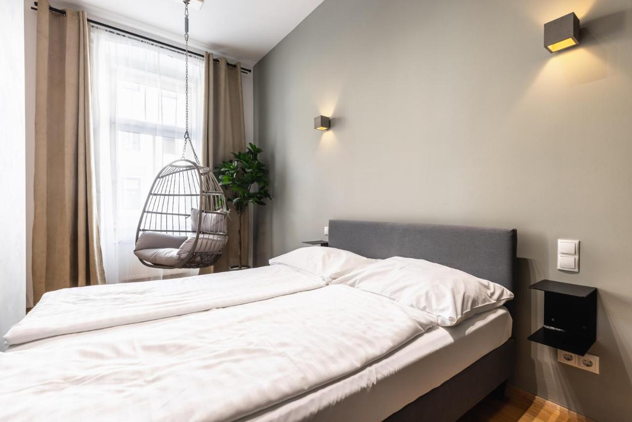 Apartment Classy And Elegant In A Calm Area