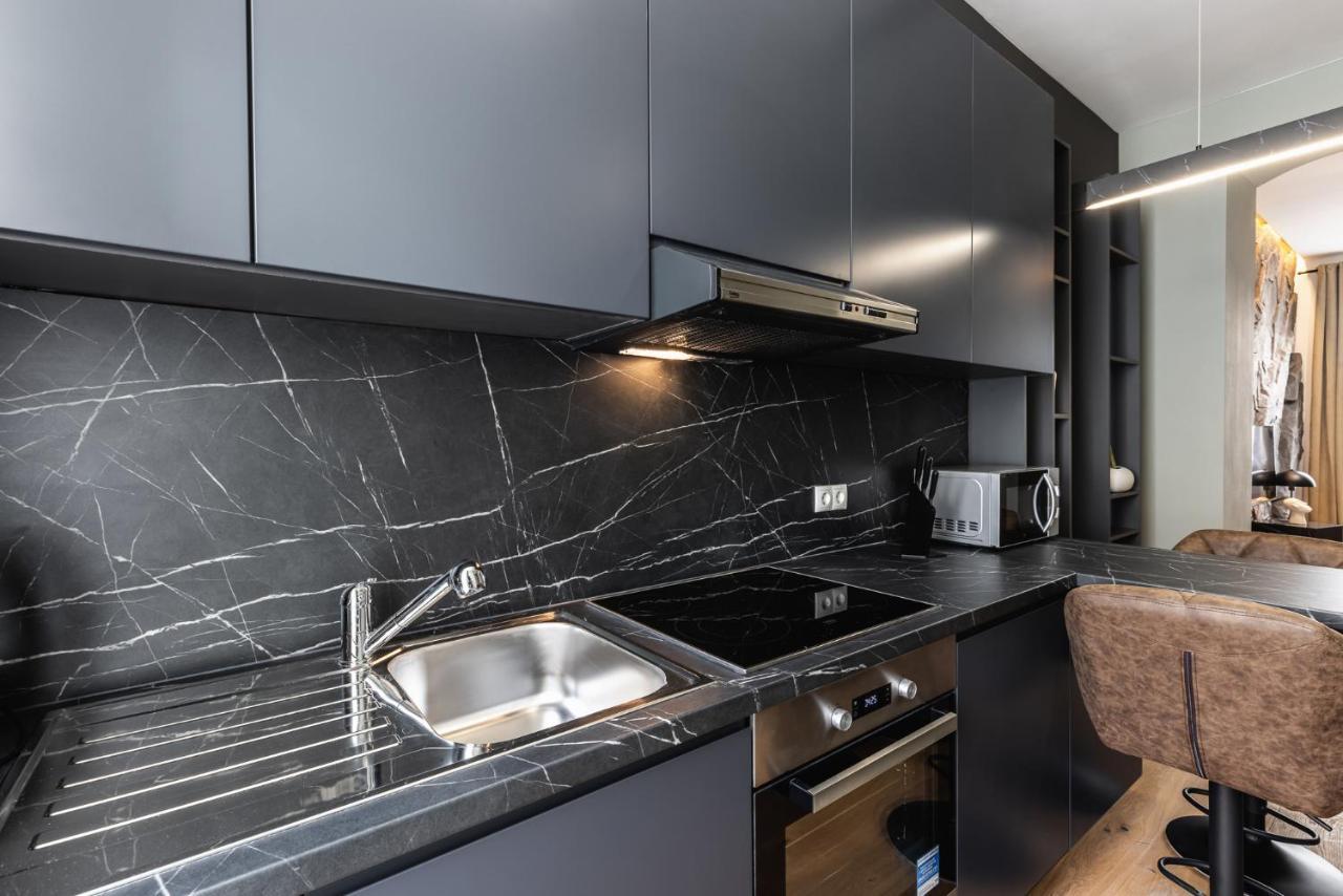 Classy And Elegant In A Calm Area Apartment