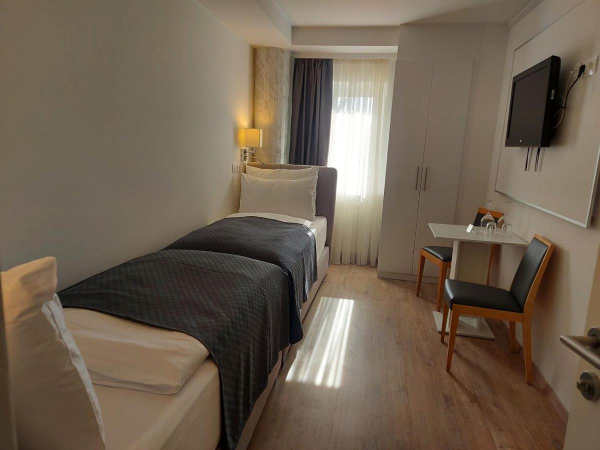Gartenhotel Altmannsdorf Hotel Vienna