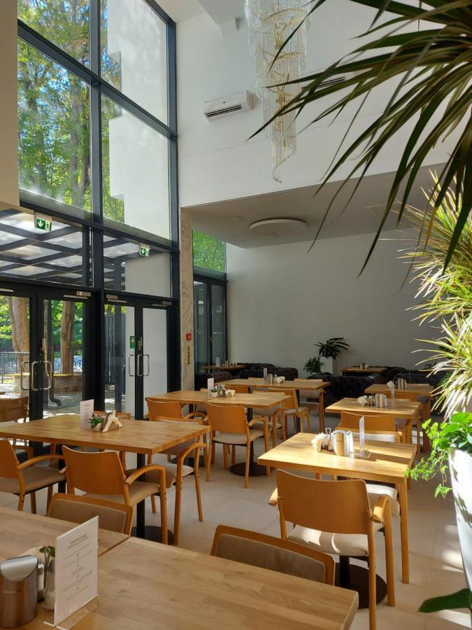 Gartenhotel Altmannsdorf Hotel