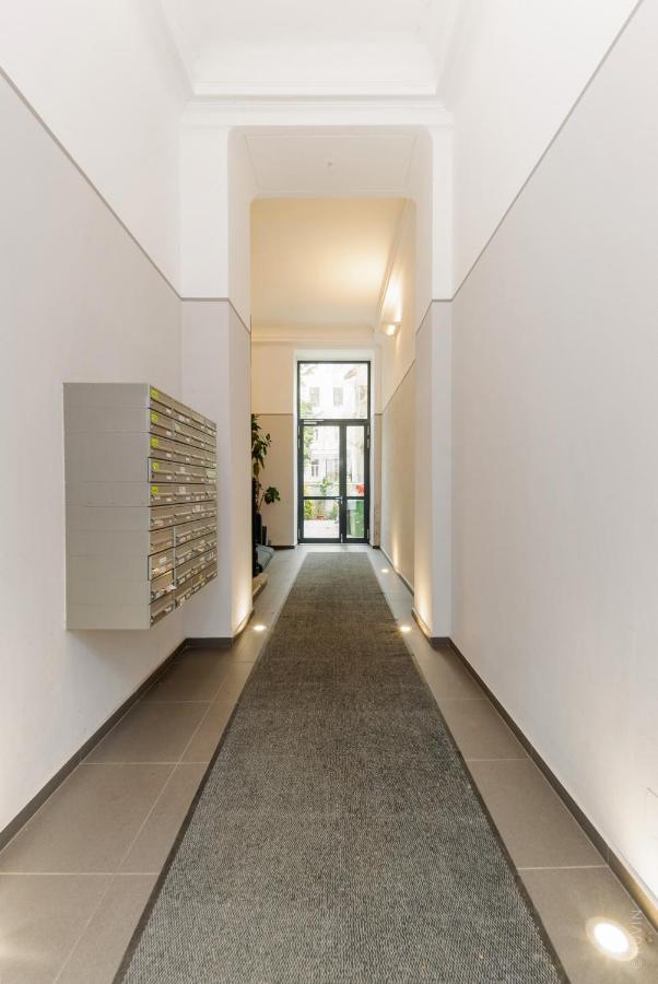 Excellent 2br Apt. Central And Close To The Danube *