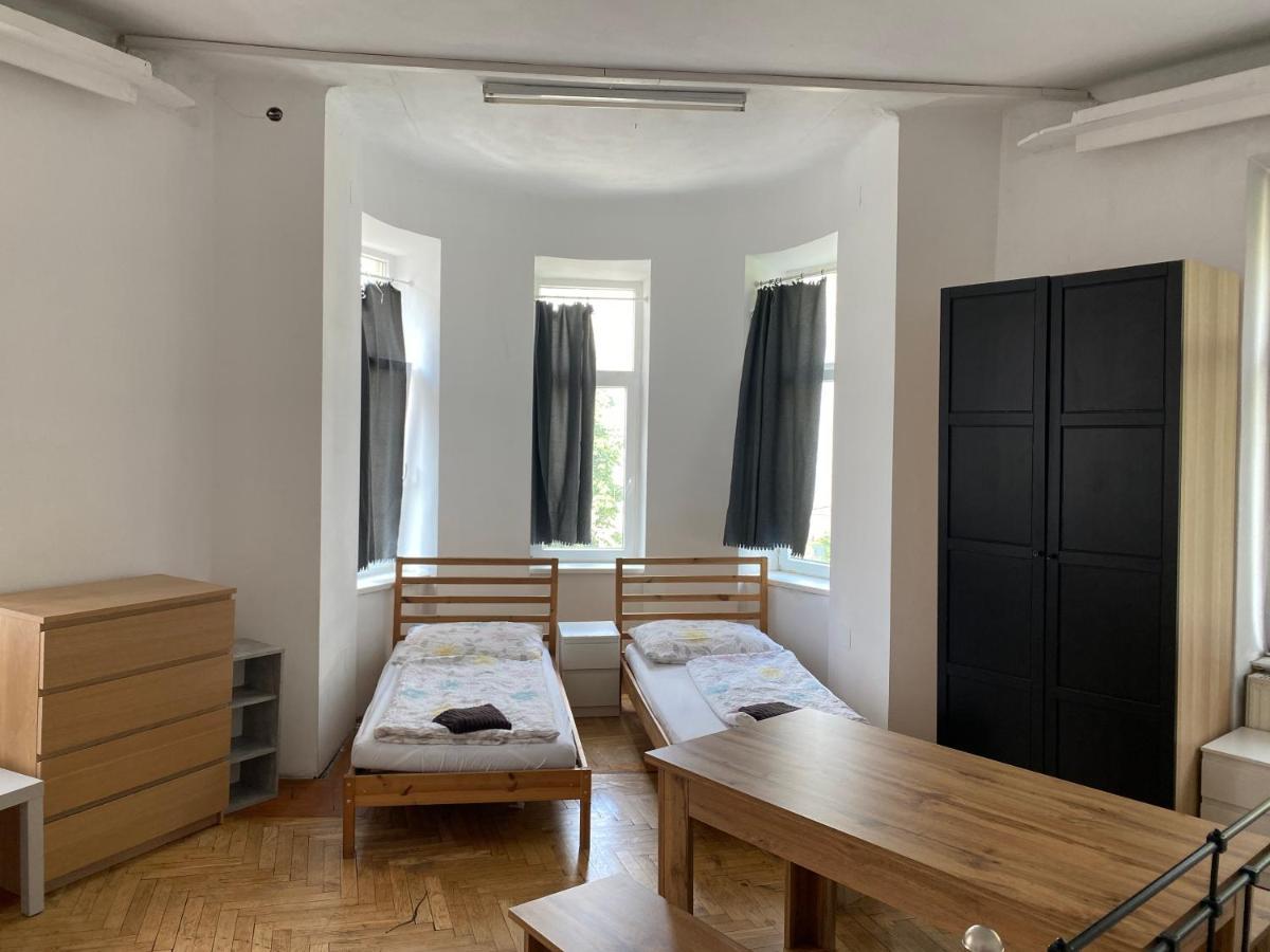 Heine Vienna