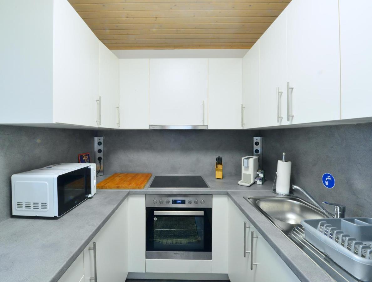 3-bedroom-flat With Parking Space *