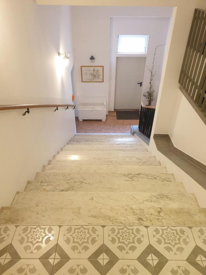 Appartamento Sunny And Spacious Near Centre *