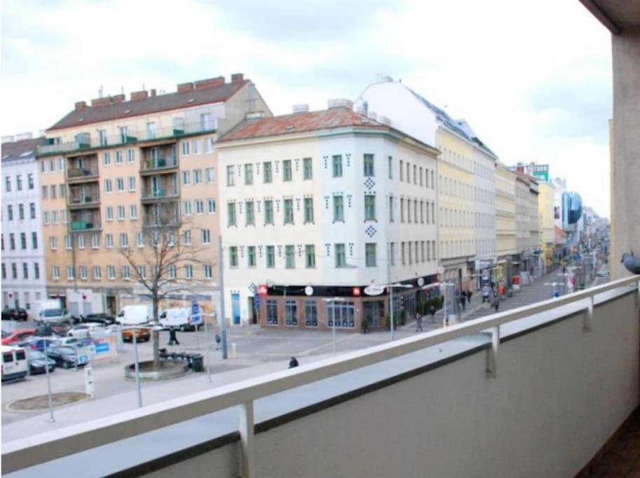 Apartment Nr 1 With 2 Balconies 3 Bedrooms Near Main Train Station