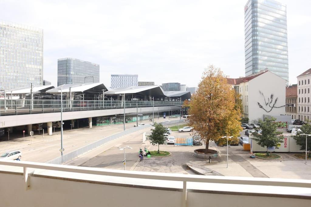 Apartment Nr 1 With 2 Balconies 3 Bedrooms Near Main Train Station