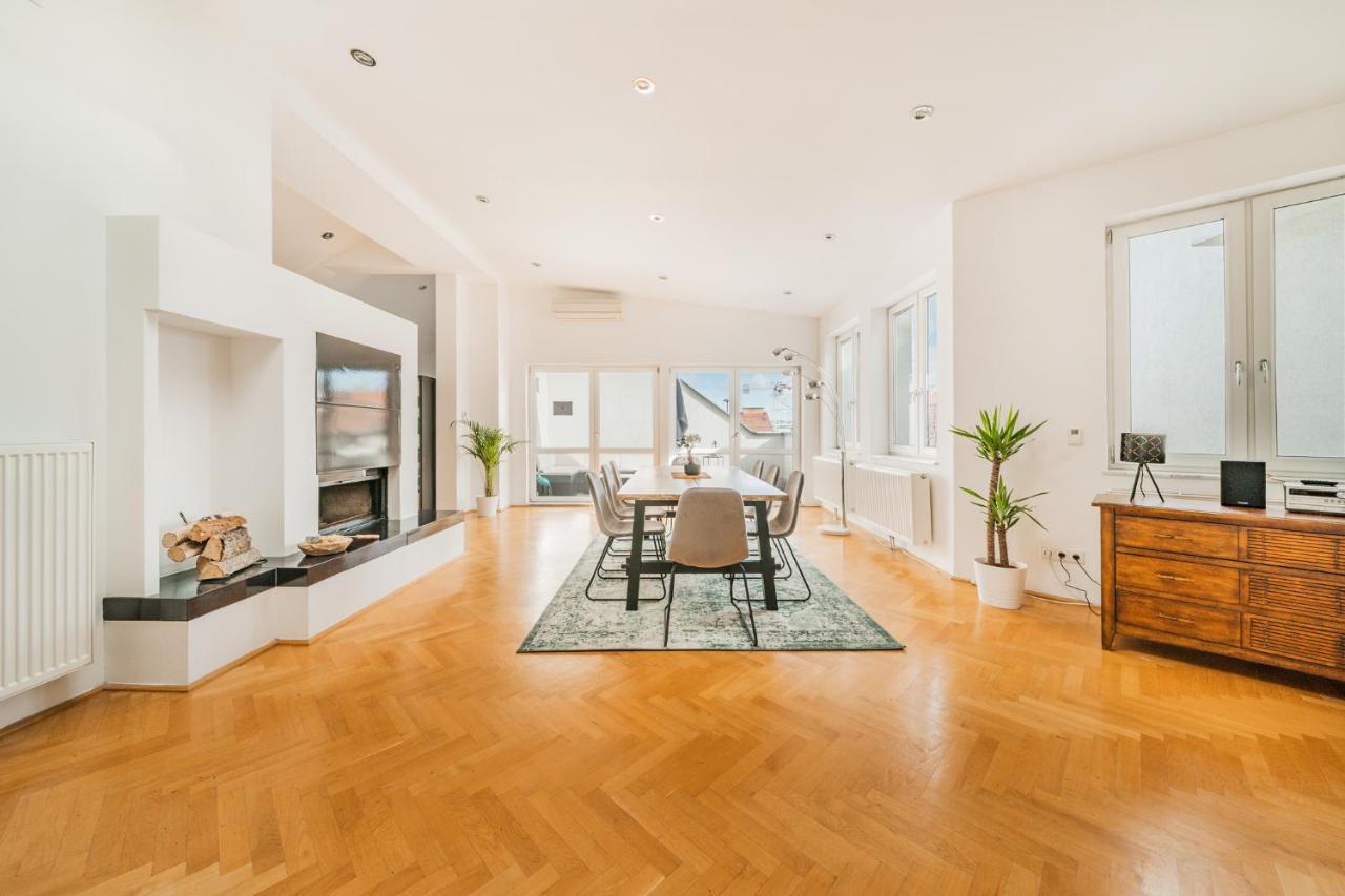 Penthouse - Sauna - Terrasse - Kamin - Ac Apartment
