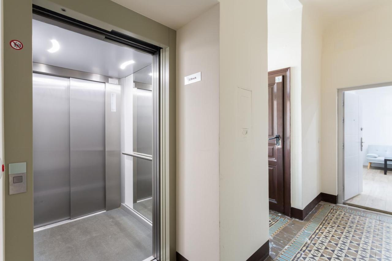 Apartment Luxury / Special For Families/ Town Hall