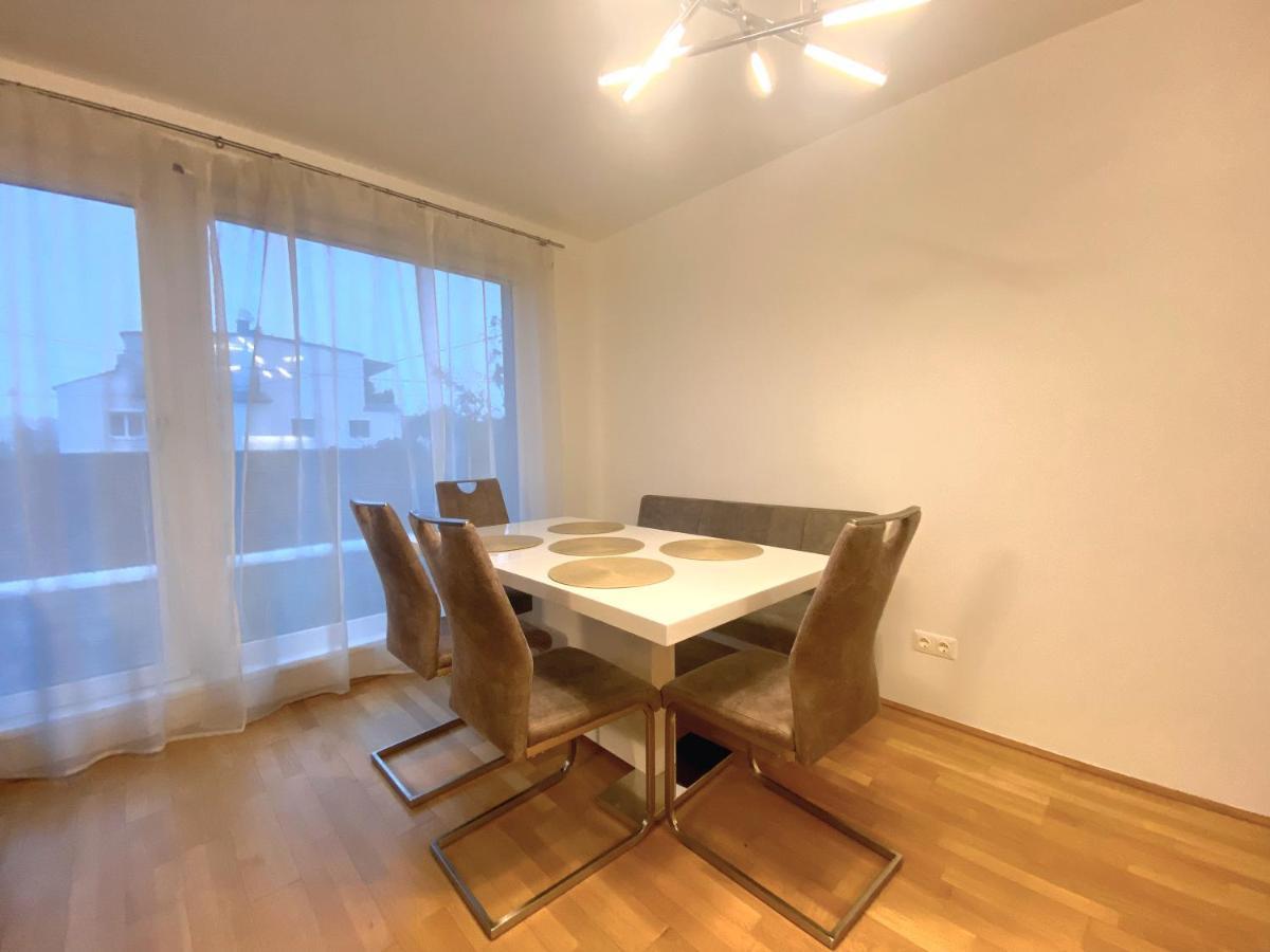 Near Lake Spacious & Furnished Beautiful