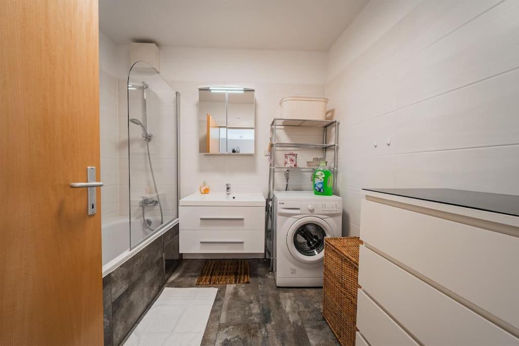 Apartment Spektakulaeres ✩ 7. Stock ✩ Kostenlose Parkgarage *