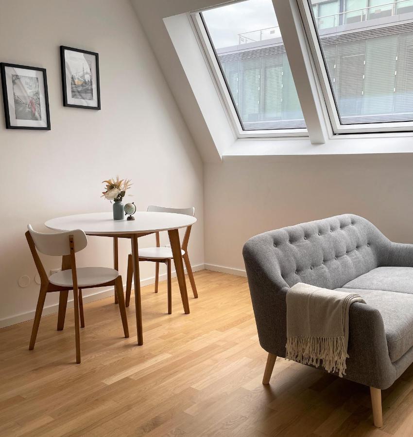 Sonnige Mansarde Mit Klimaanlage Und Netflix - Oidahome Apartment Wien