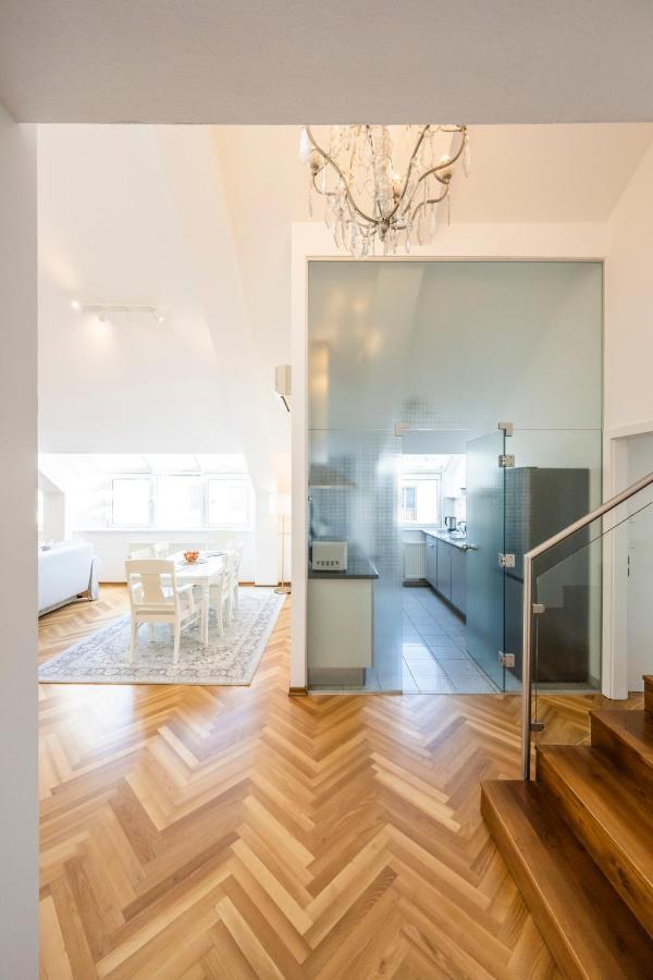 Apartment Penthouse Staatsoper