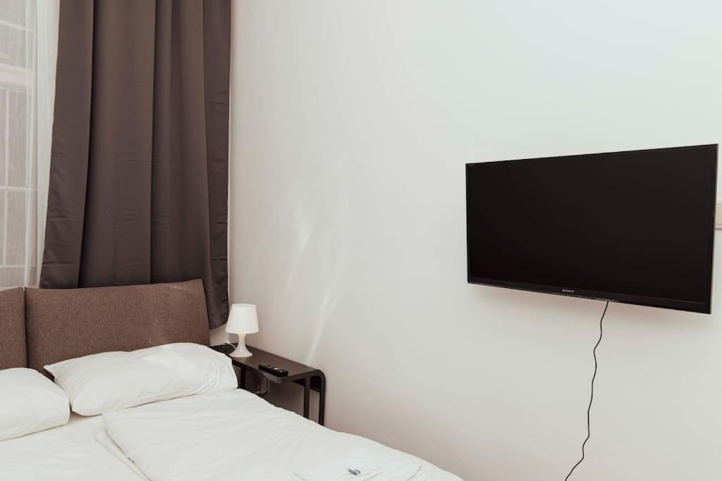 Apartment Modern Stylish Comfortable 2 Bedroom Vienna