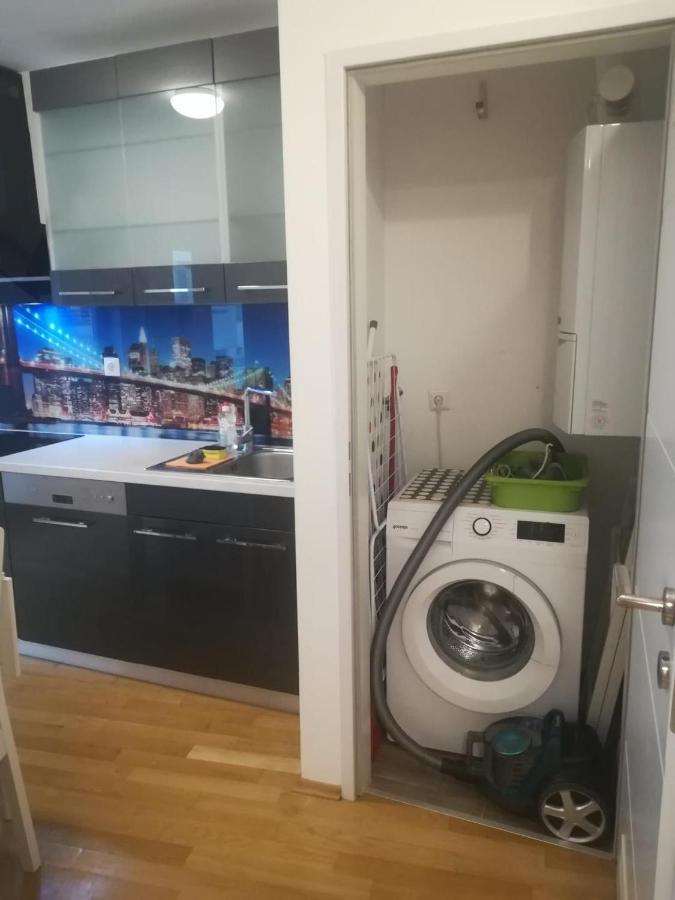 Apartment Tesla *
