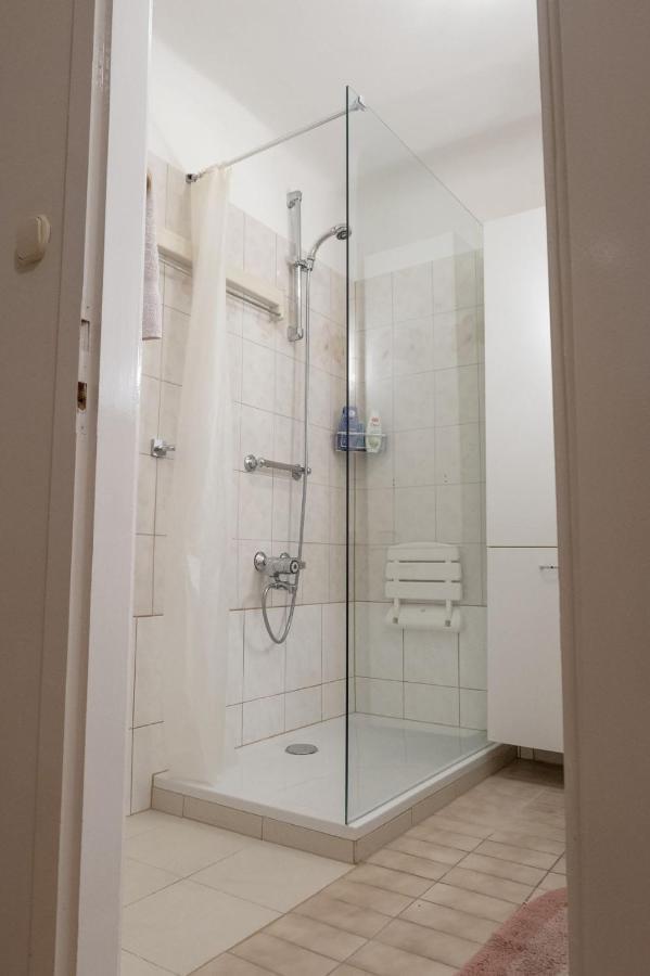 Smart Home, Hi-end Services, Media Streaming Vienna