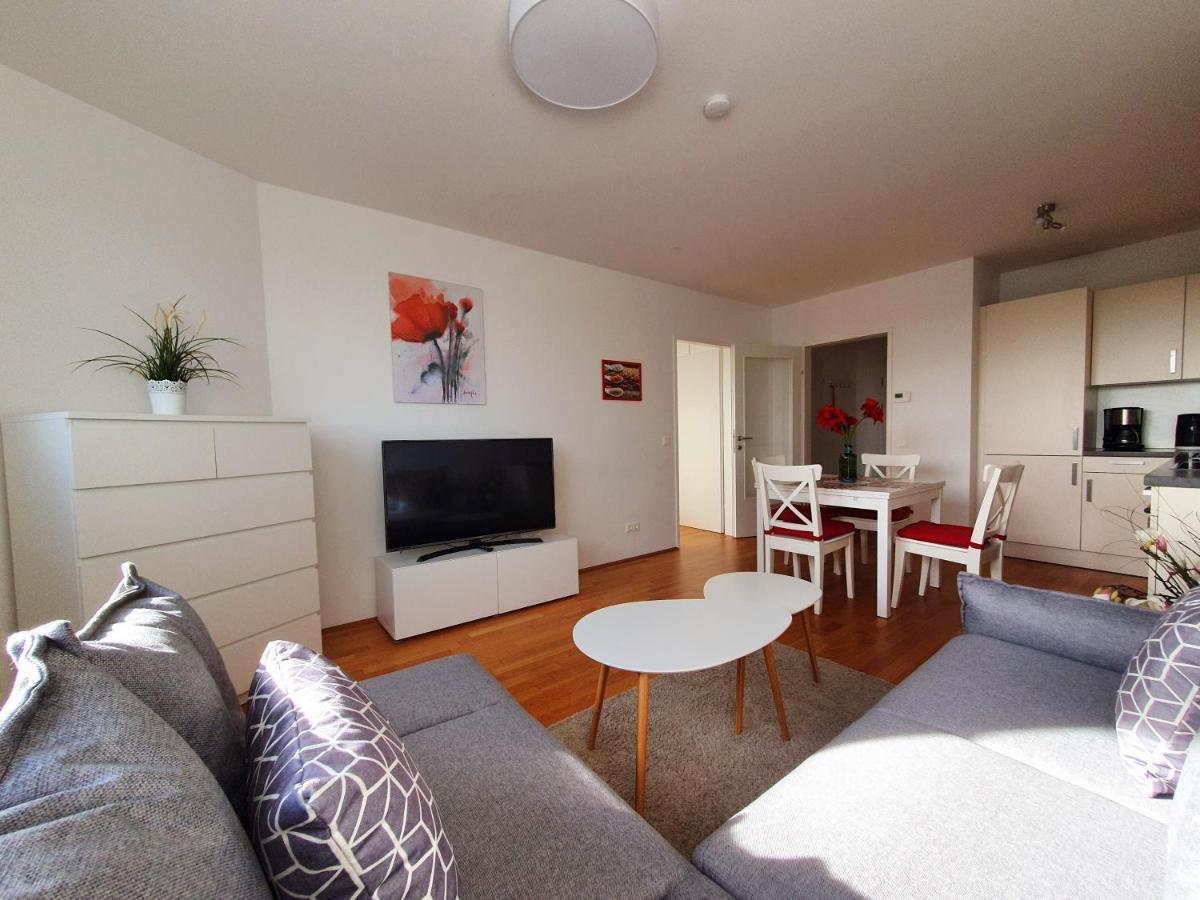 Near Lake Stylish & Fully Furnished Apartment