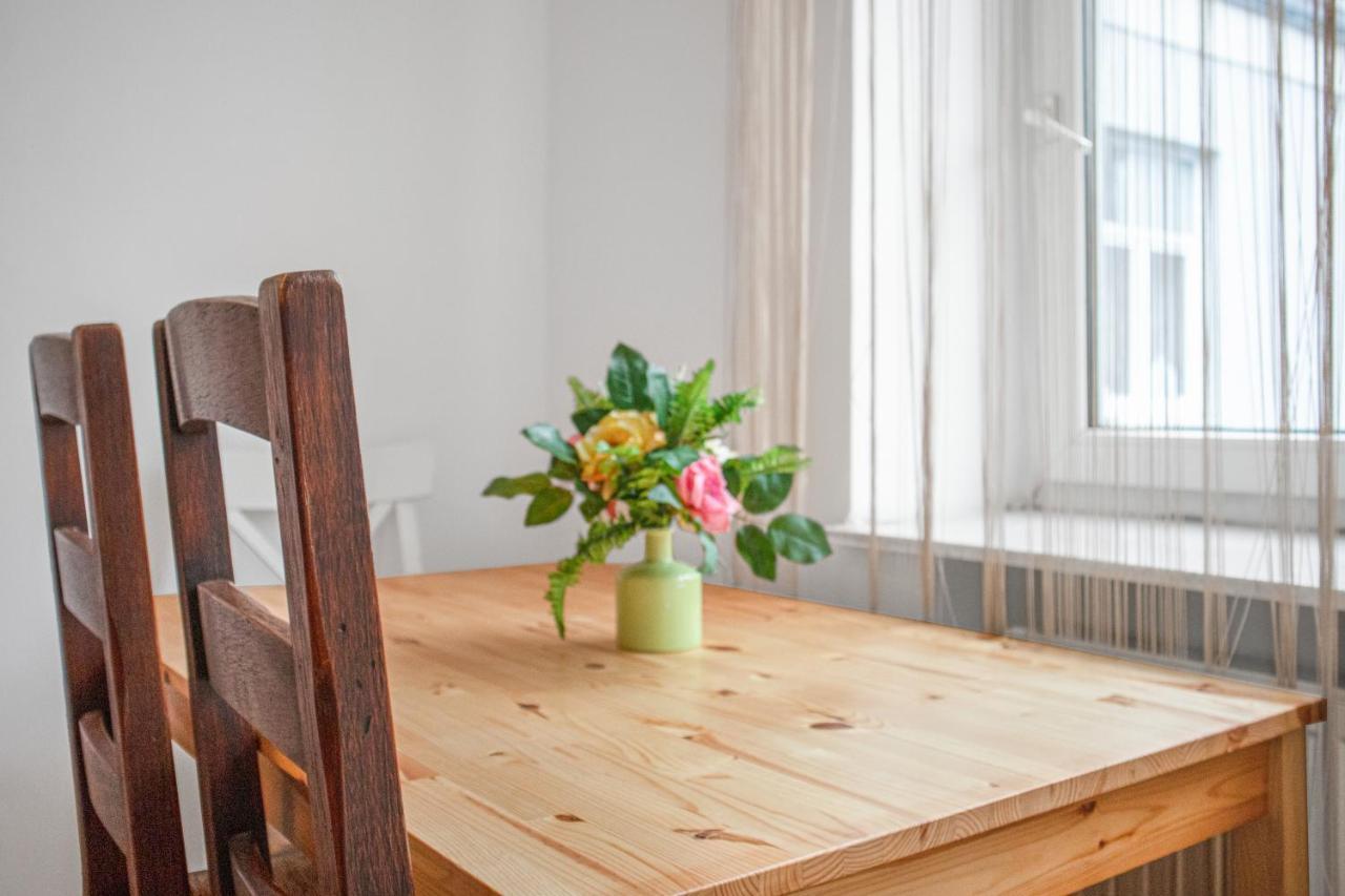 Apartment Elegant 2br - Near Bahnhof Meidling *