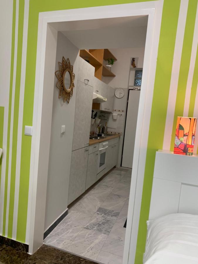 Centrally And Apartment