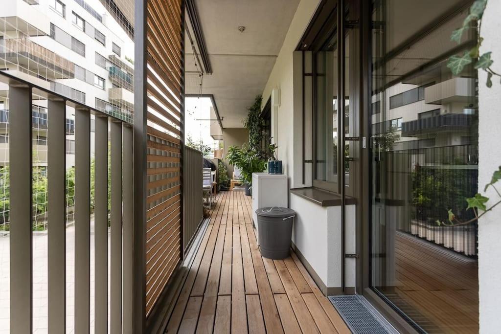 Dream - And Quiet With Ac And Free Parking Garage Apartment *