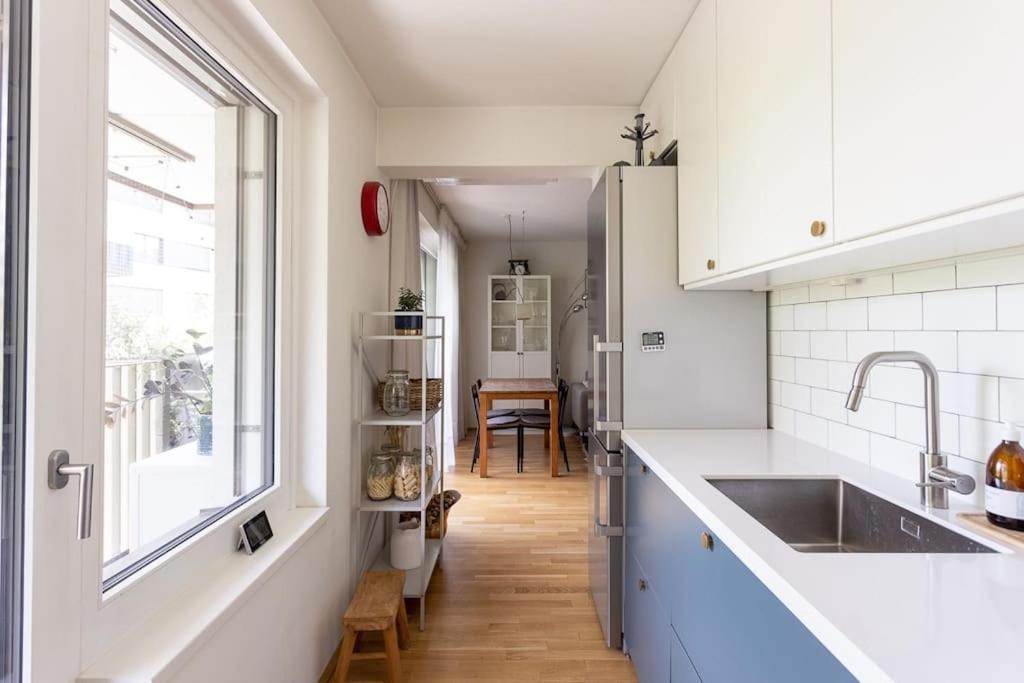 Dream - And Quiet With Ac And Free Parking Garage Apartment