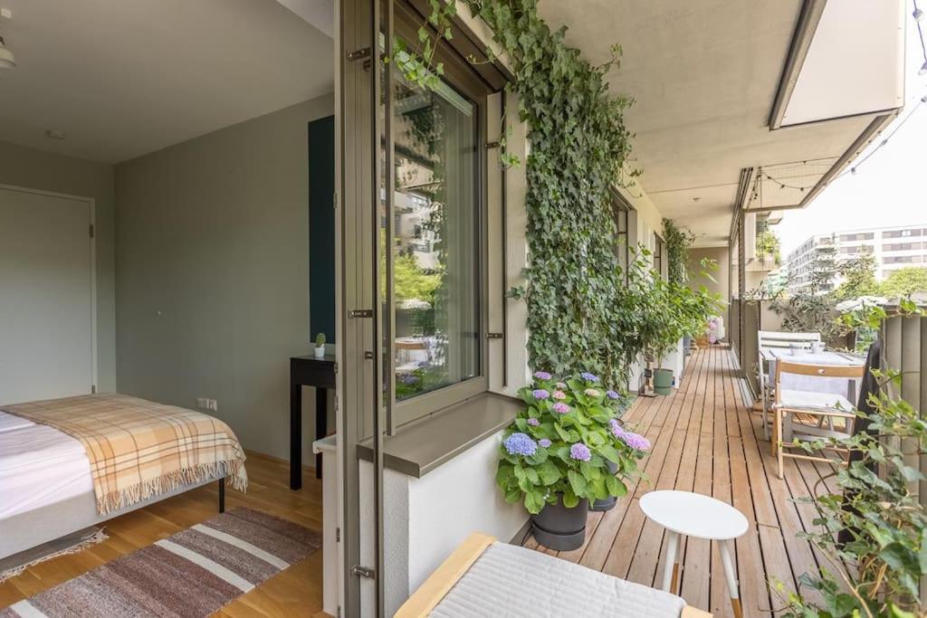 Dream - And Quiet With Ac And Free Parking Garage Apartment