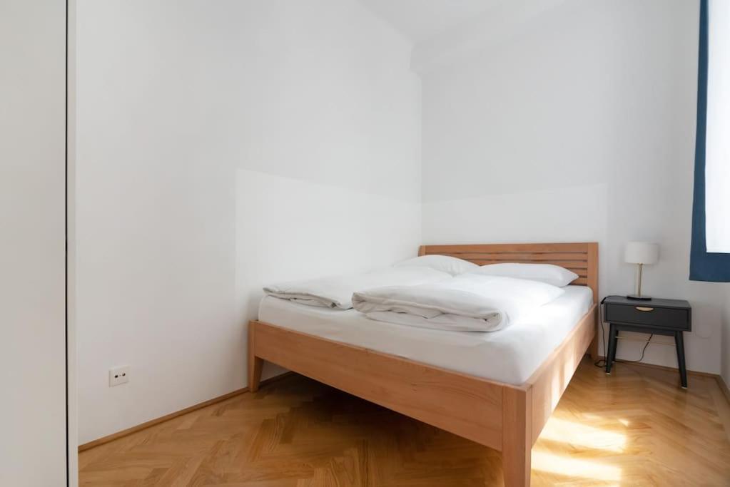 Altbau Traum Mit Klimaanlage Im Zentrum, Ruhelage *