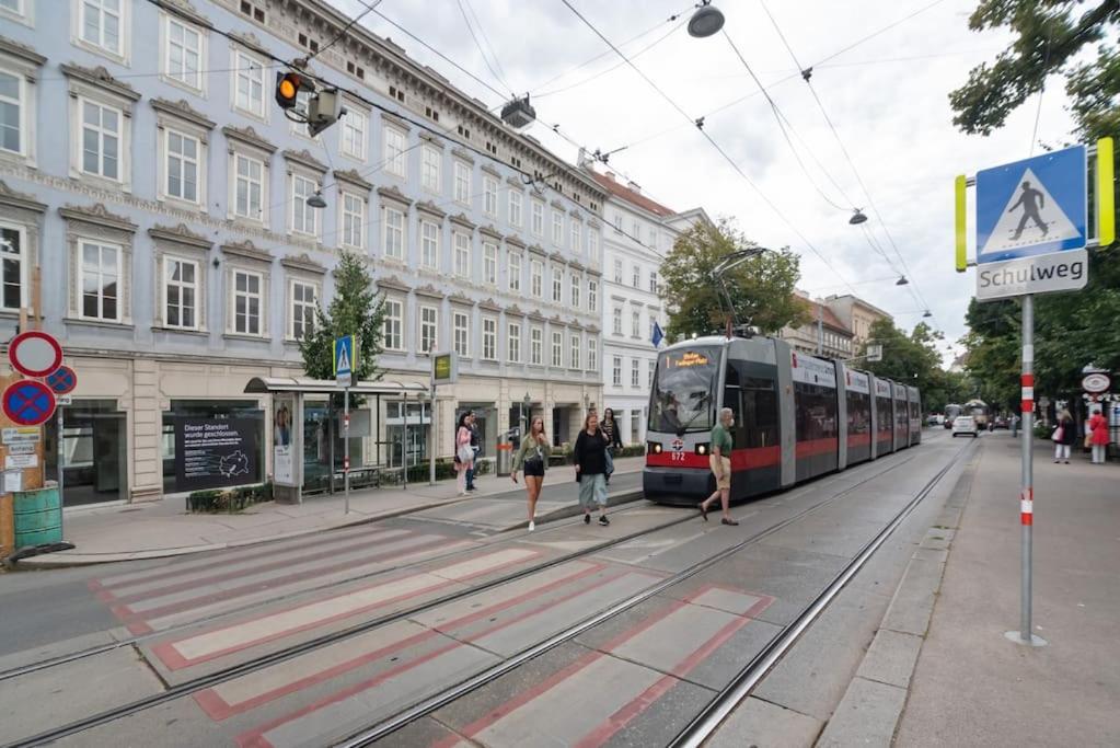 Altbau Traum Mit Klimaanlage Im Zentrum, Ruhelage Vienna