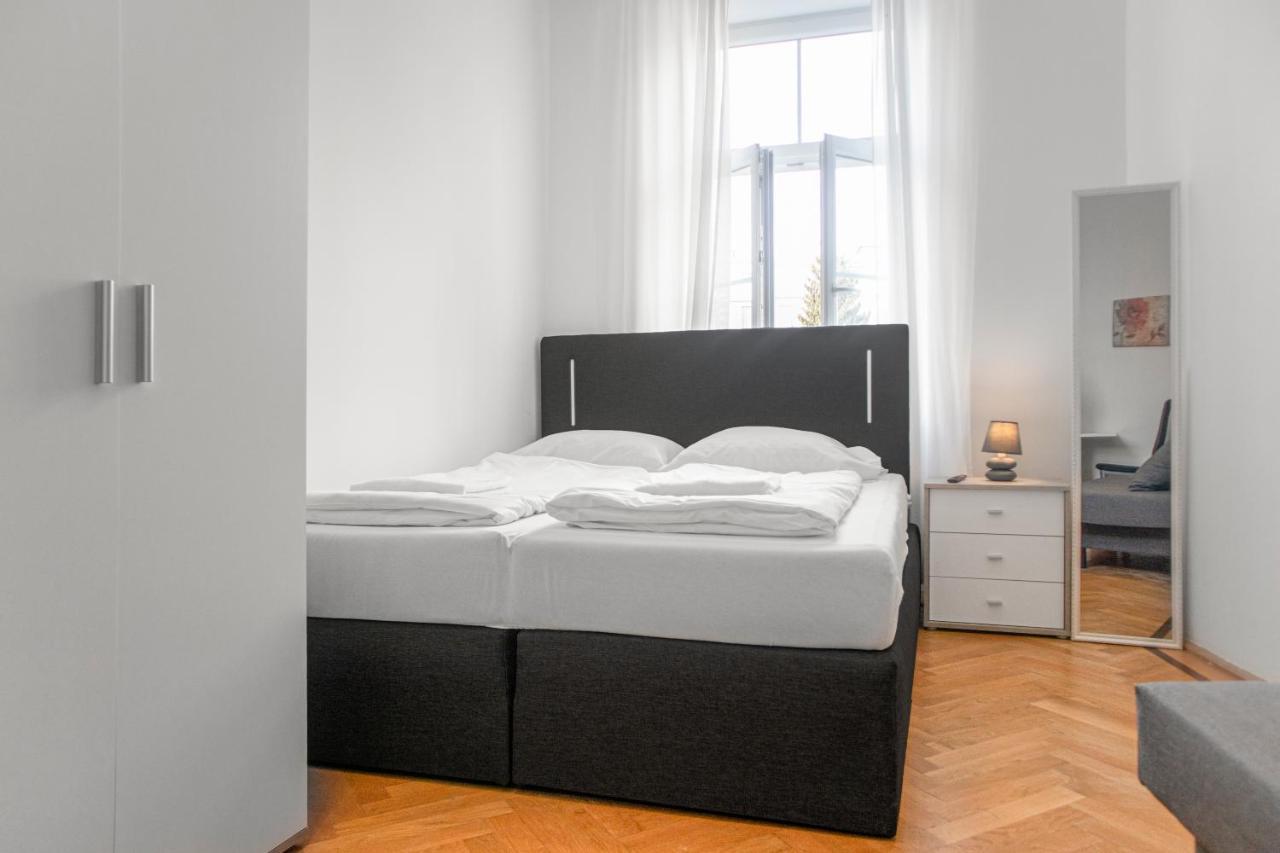 Superb 7br Shared Apartment- Near Hauptbahnhof *