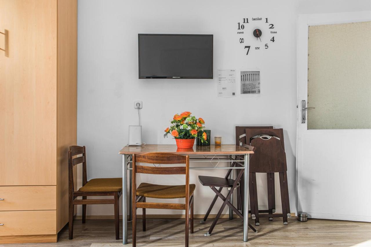 Cozy 1br Apt. Near Millenium Tower & Danube River *