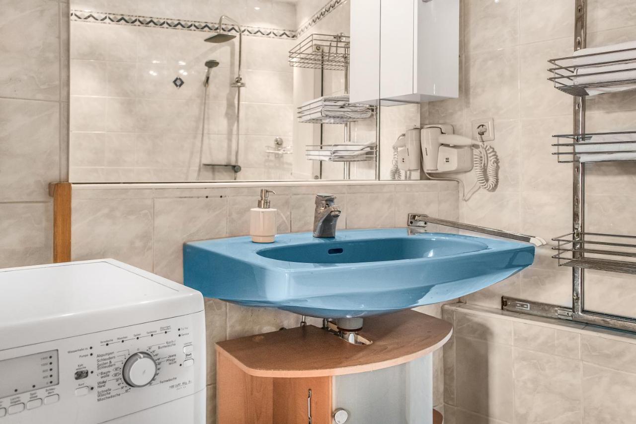 Appartamento Superb 2br Apt. Very Spacious Near Millenium Tower *