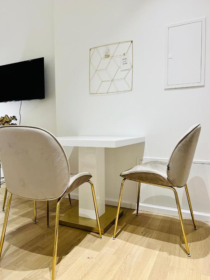 Modern Style City Appartamento Vienna