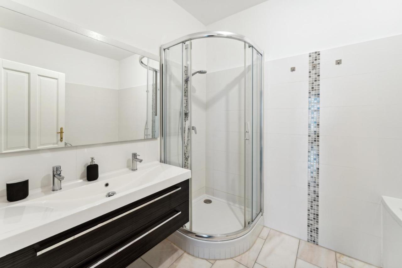 Design Near Mariahilferstrasse Apartment Vienna