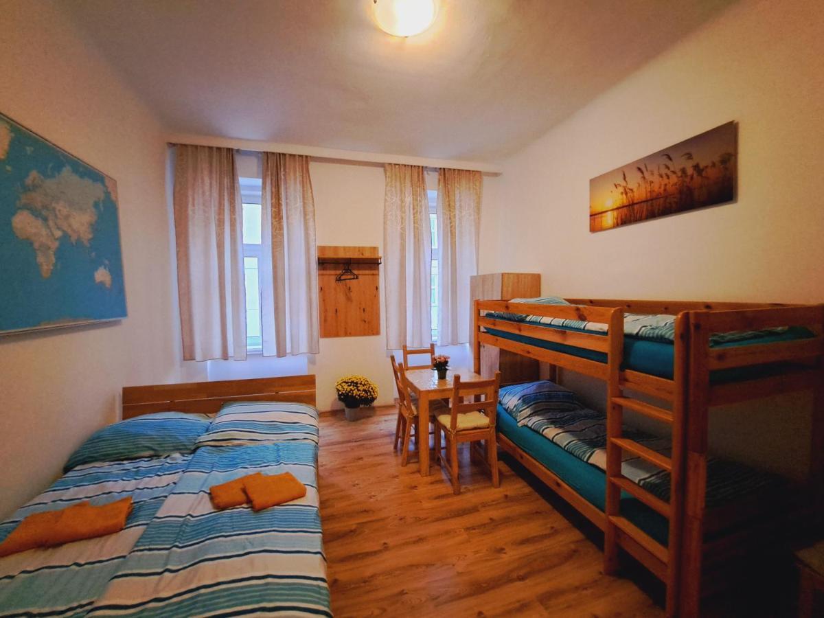 Apartment Astoria 10 Minutes To Downtown Vienna