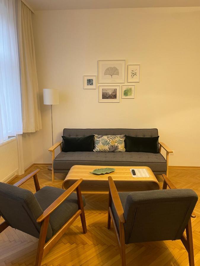 Altbau Traum Mit Klimaanlage Im Zentrum, Ruhelage