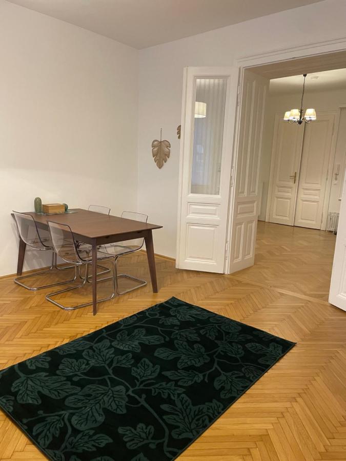 Apartment Altbau Traum Mit Klimaanlage Im Zentrum, Ruhelage *