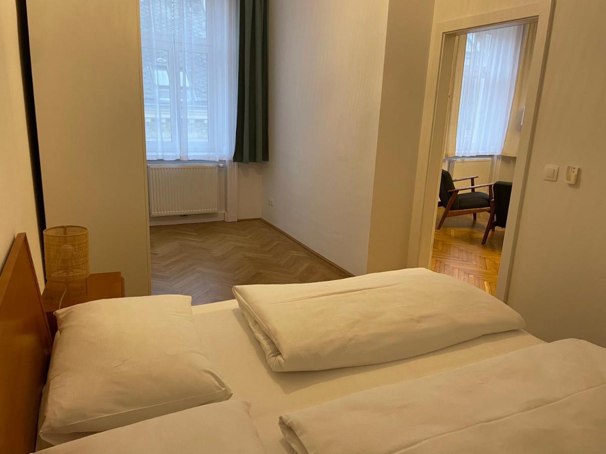 Altbau Traum Mit Klimaanlage Im Zentrum, Ruhelage