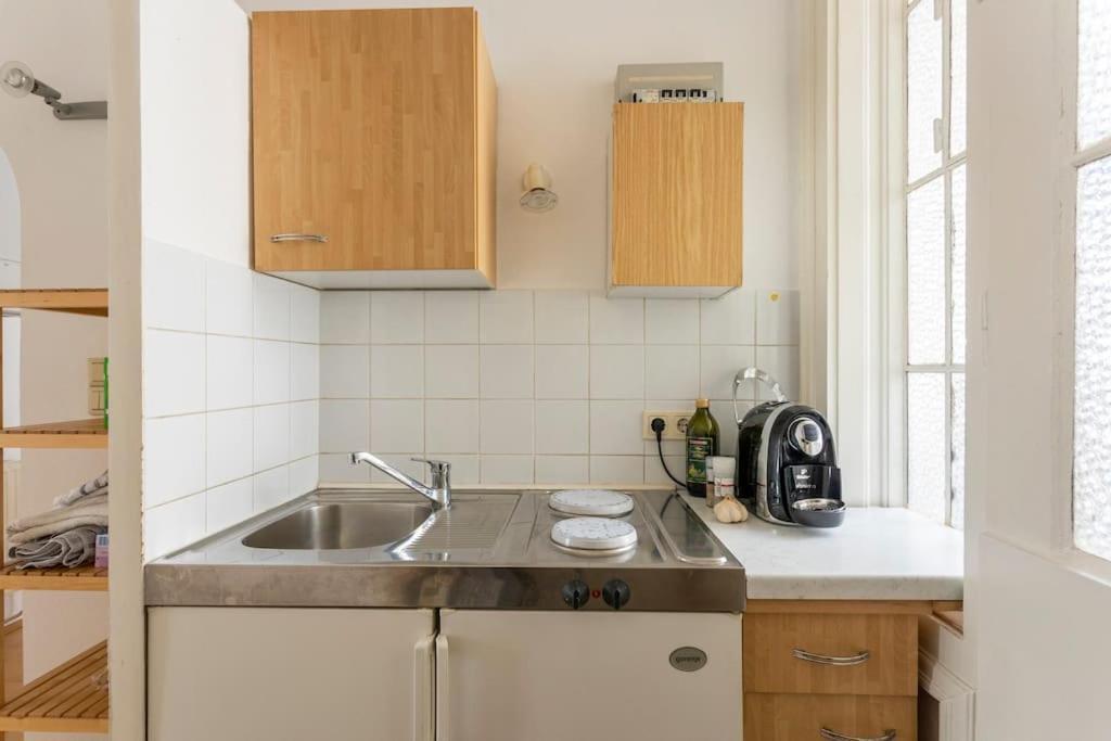 Vintage Living In The Heart Of Vienna. Apartment Vienna
